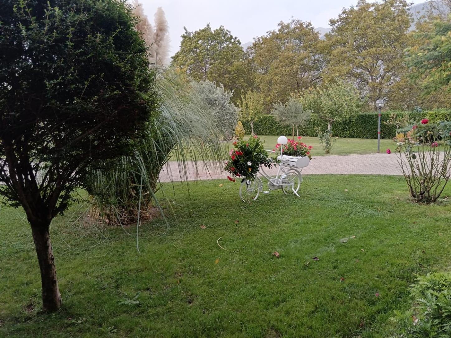 فيلا Parco Delle Rose سولمونا المظهر الخارجي الصورة